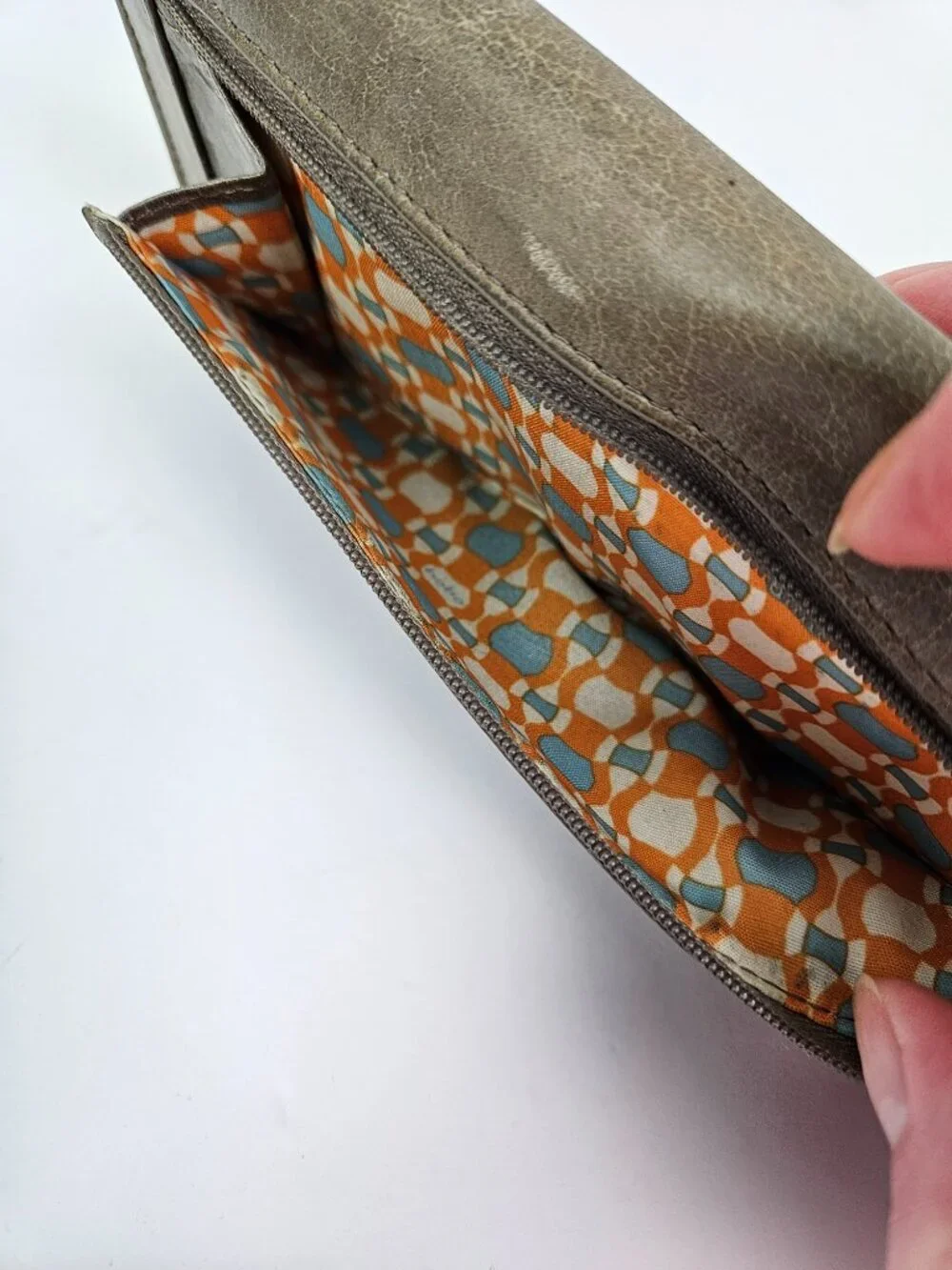 HOBO The Original Sadie Trifold Mushroom/Taupe Leather Wallet